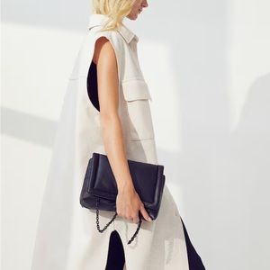 H&M off white solid sleeveless shacket